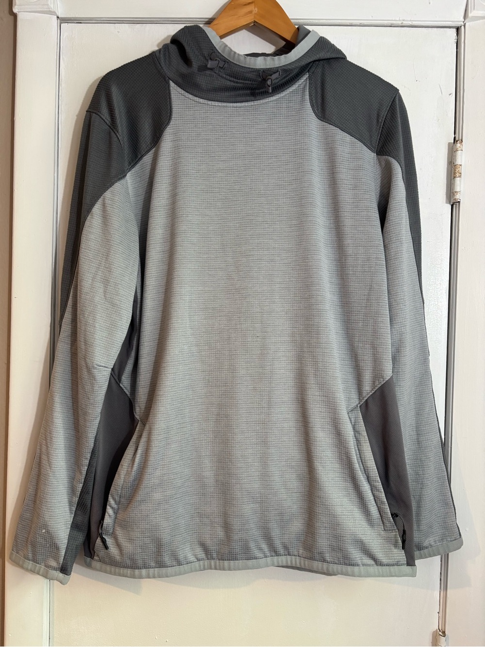 Under Armour ColdGear Gray Fitted Pullover